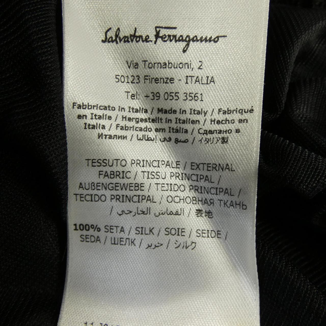 サルヴァトーレフェラガモ SALVATORE FERRAGAMO 11　J019 ワンピース