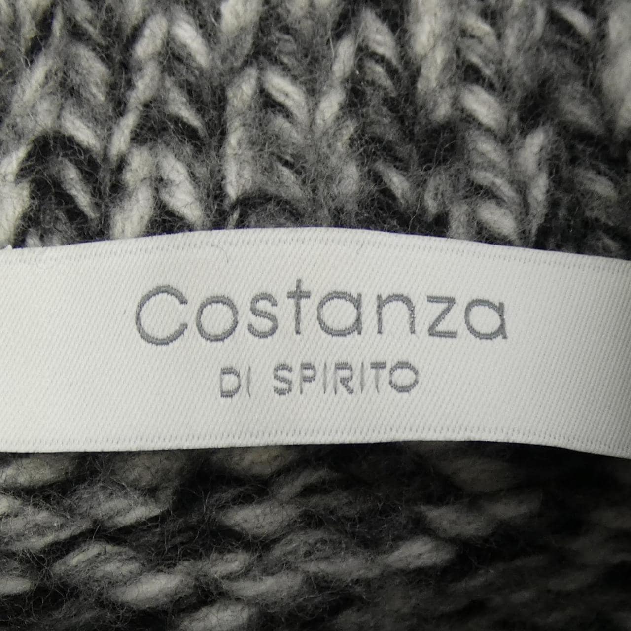 Costanza カーディガン