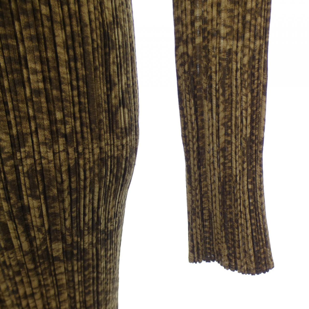 プリーツプリーズ PLEATS PLEASE コート