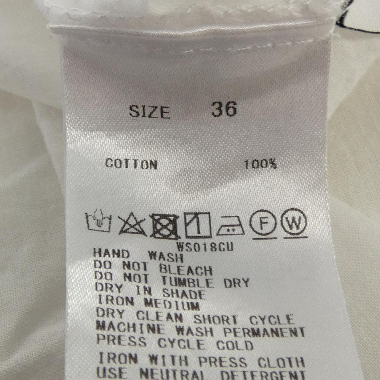 トゥモローランド TOMORROW LAND 42-01-21-01402 トップス