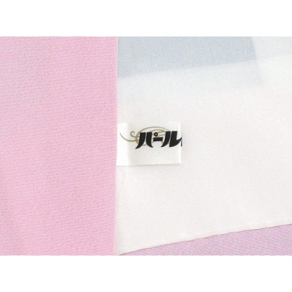 振袖　金通しボカシ染　友禅金彩加工　刺繍入り