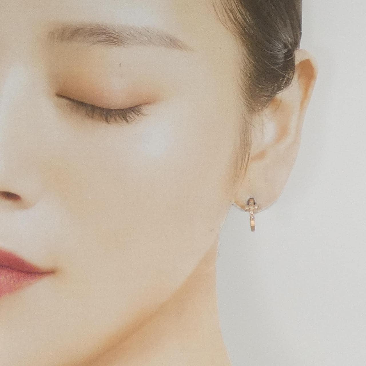 K10PG クロス ダイヤモンド ピアス 片耳