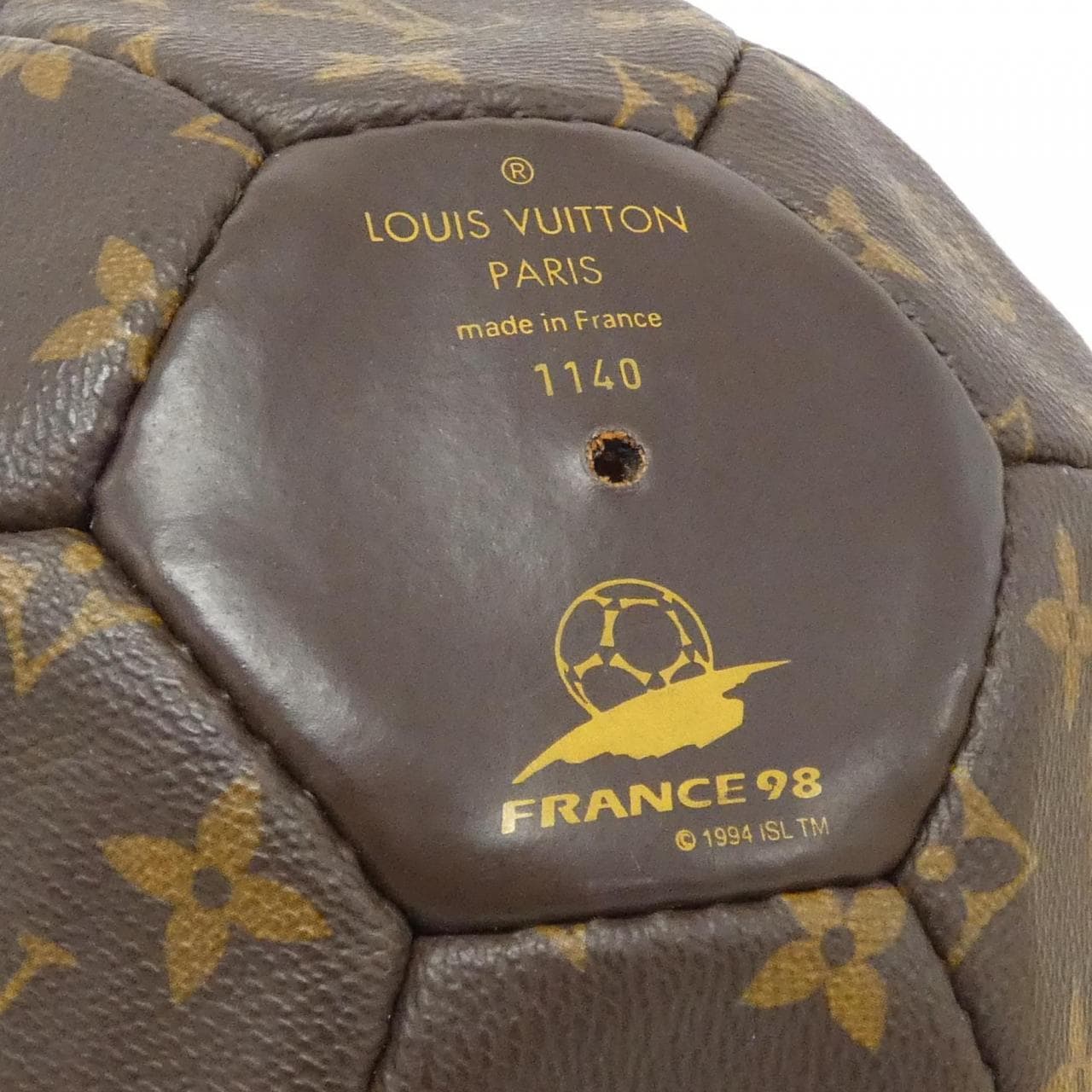 ルイヴィトン モノグラム M99054 サッカーボール