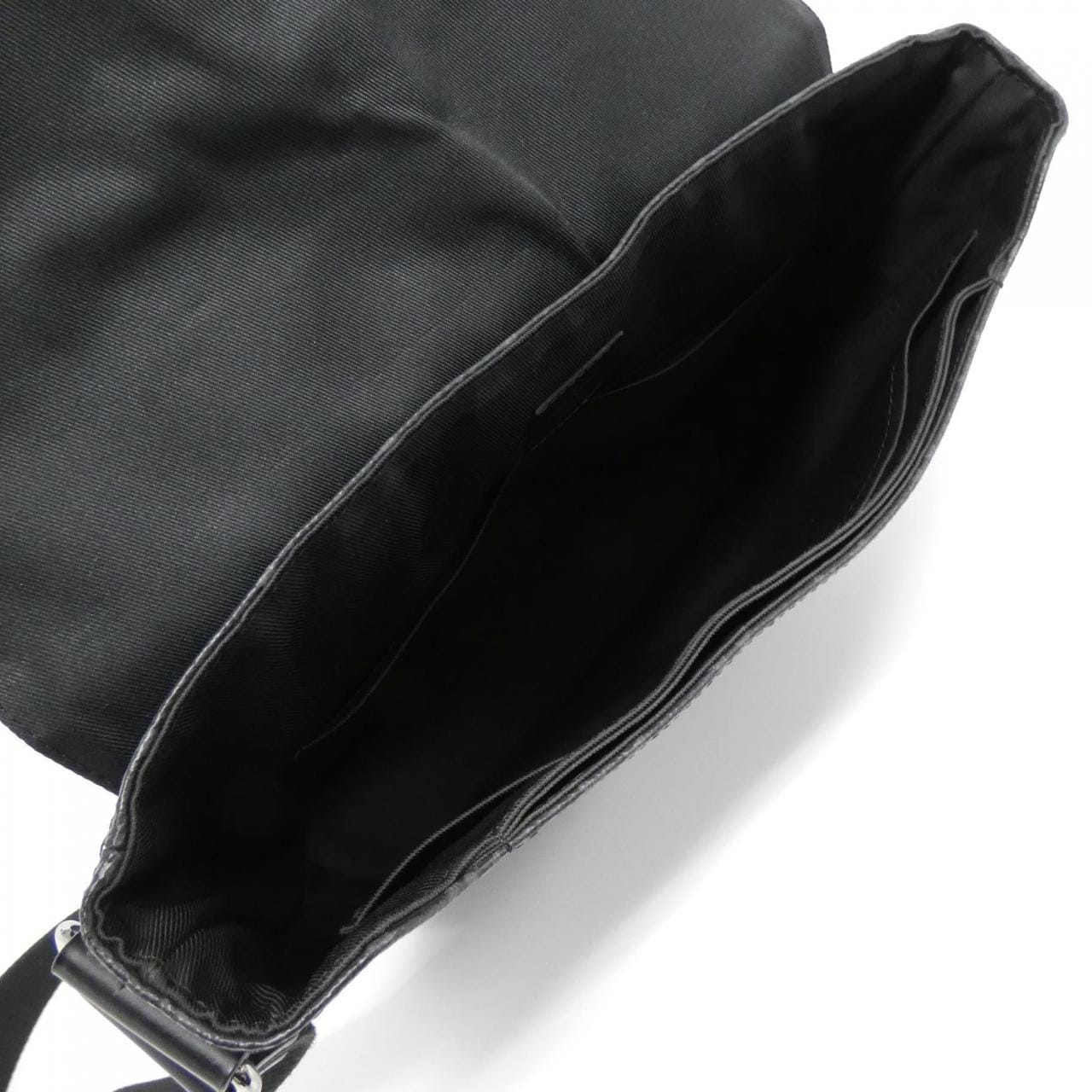 LOUIS VUITTON Monogram Eclipse District MM M44001 Shoulder Bag