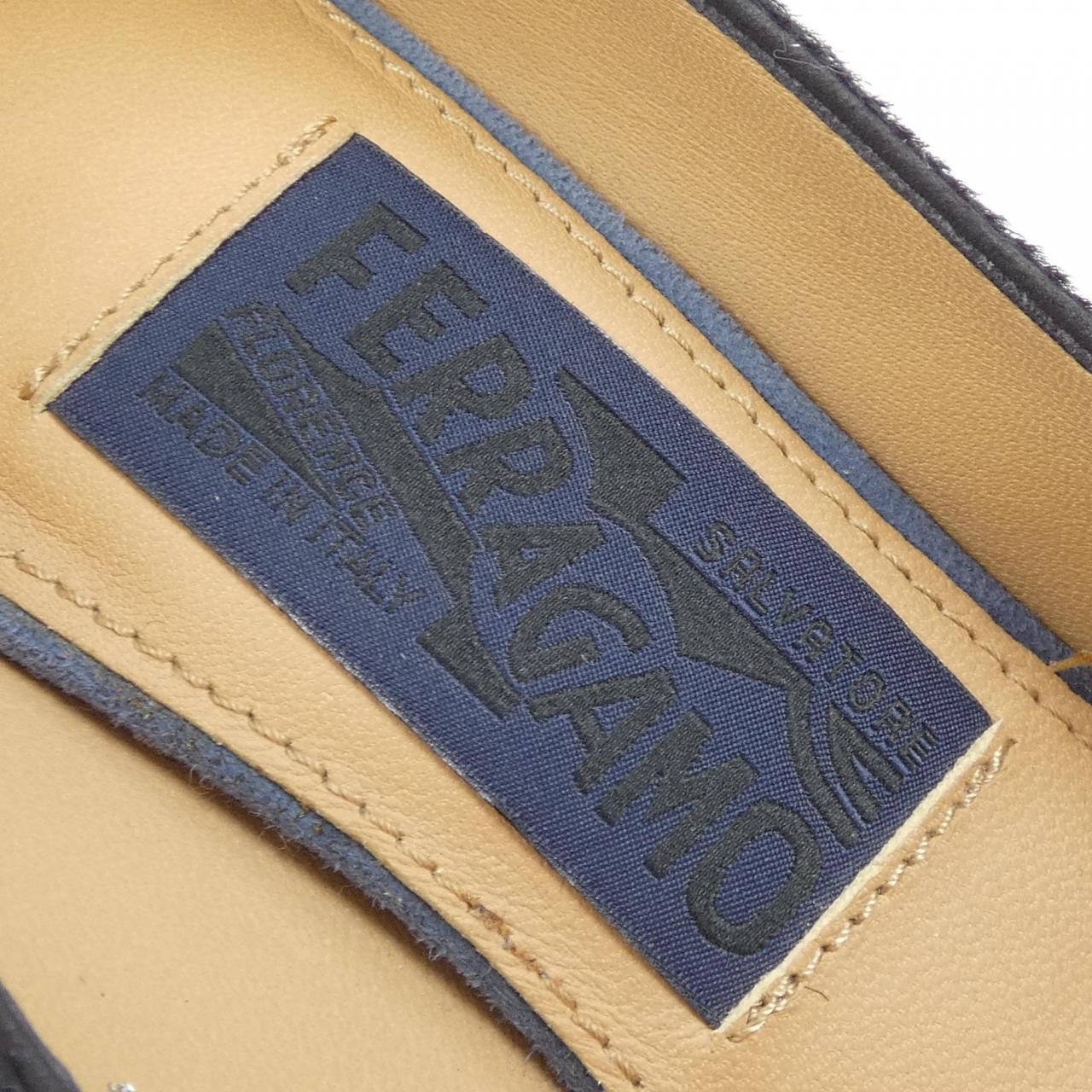 サルヴァトーレフェラガモ SALVATORE FERRAGAMO パンプス