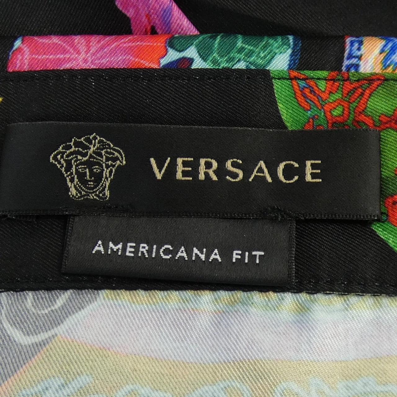 ヴェルサーチェ VERSACE A85919 S／Sシャツ