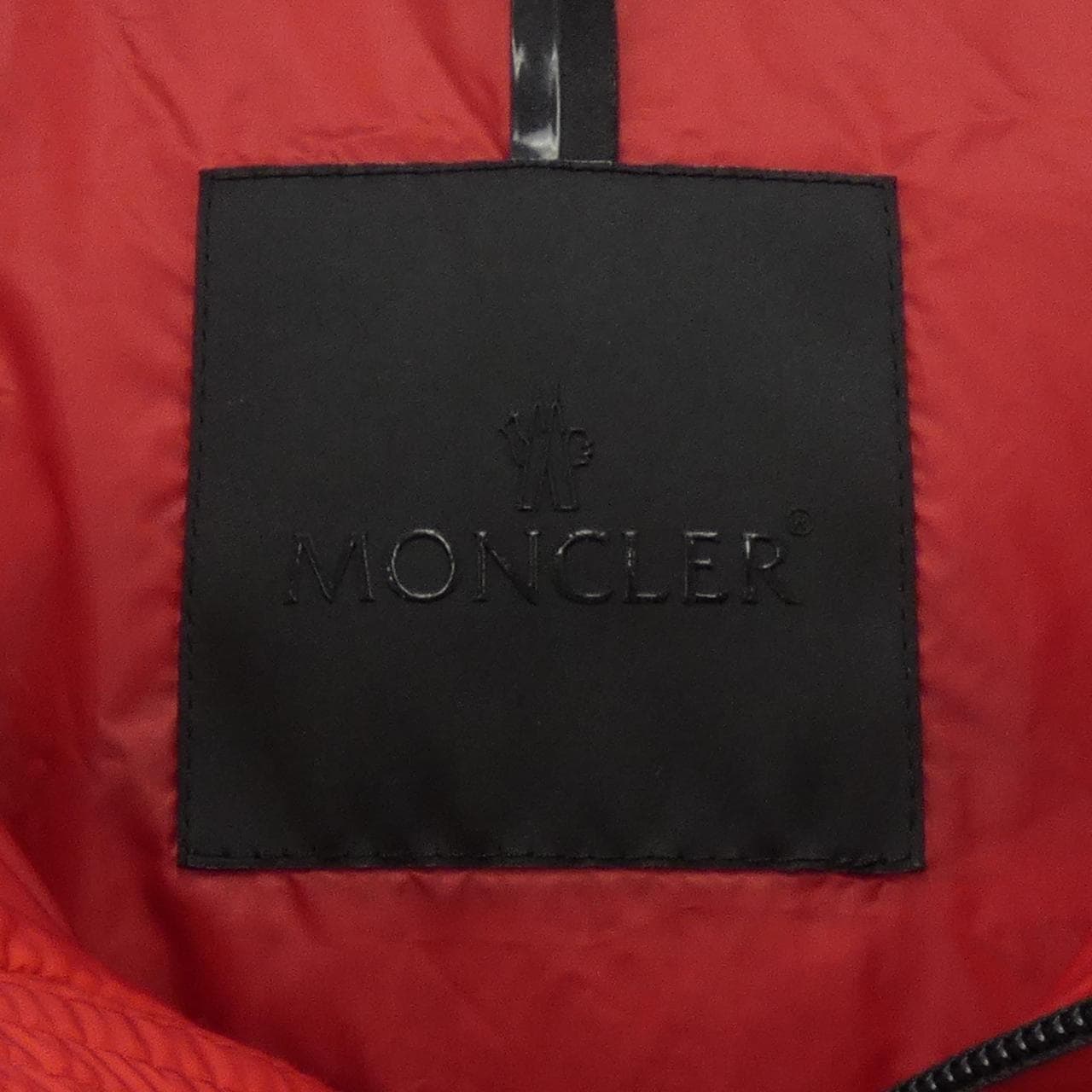 モンクレール MONCLER ダウンジャケット