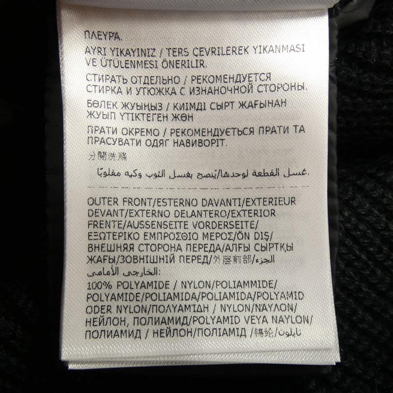 モンクレール MONCLER 20919B50800 ダウンジャケット