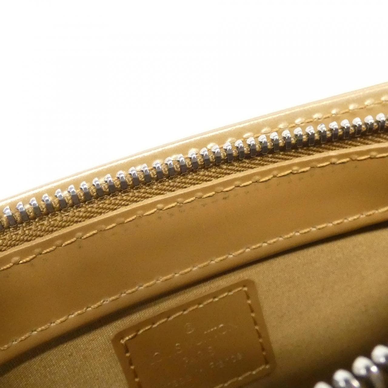 ルイヴィトン モノグラム マット ファウラー M55147 ショルダーバッグ