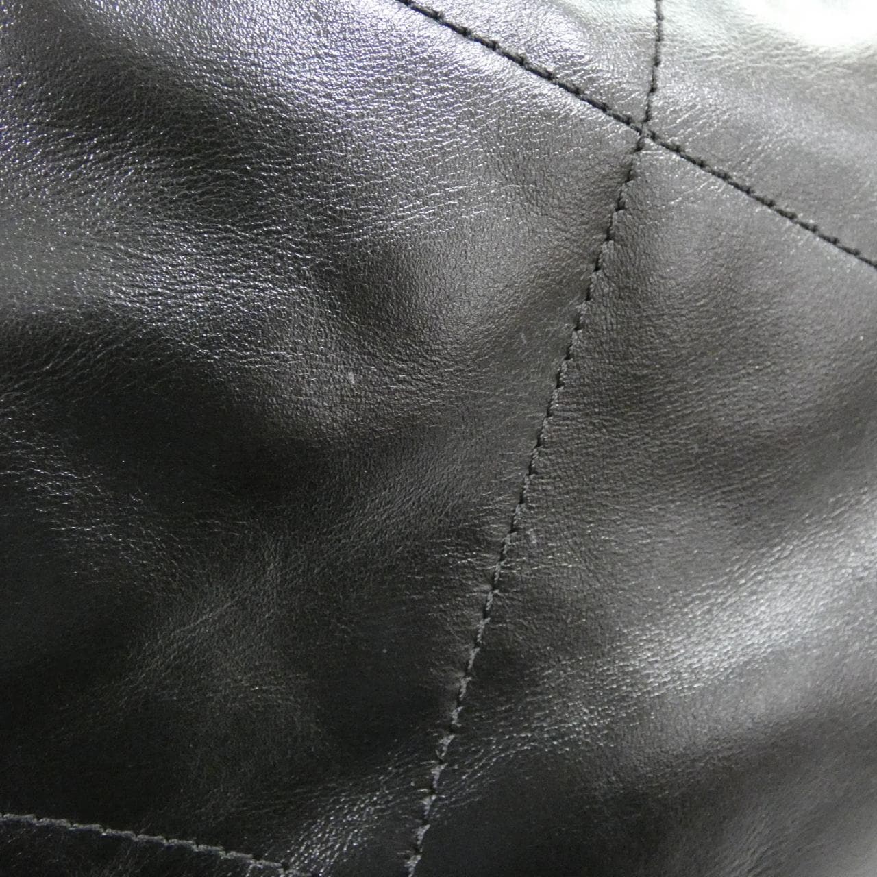 シャネル シャネル22 ライン SMALL AS3260 ショルダーバッグ