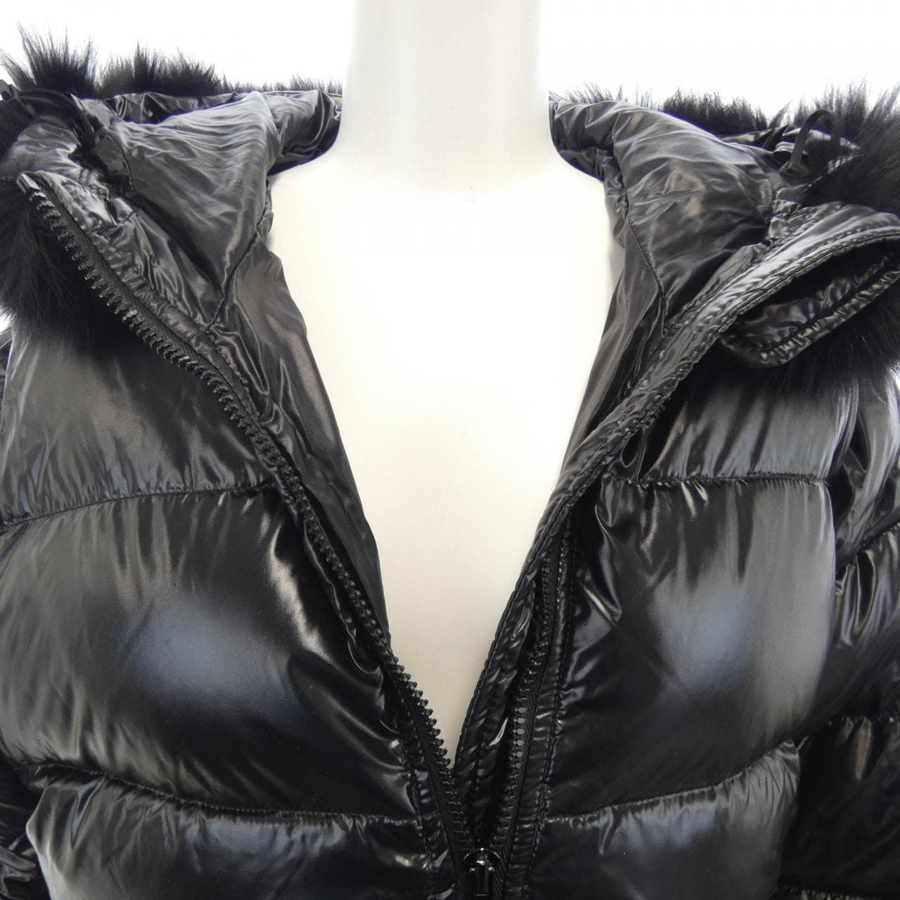 デュベティカ DUVETICA ダウンコート