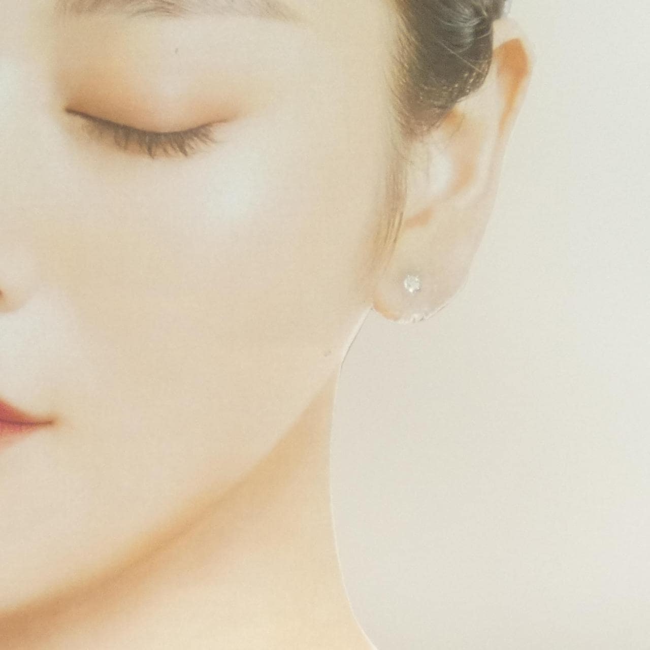 PT900 ソリティア ダイヤモンド ピアス 0.30CT