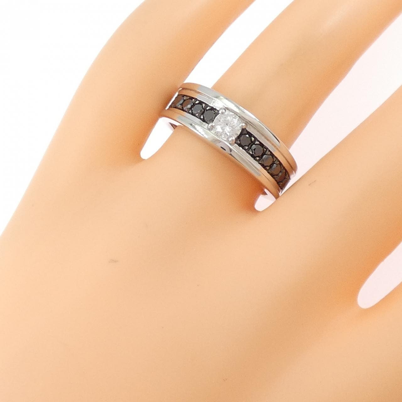 PT900 ダイヤモンド リング 0.232CT