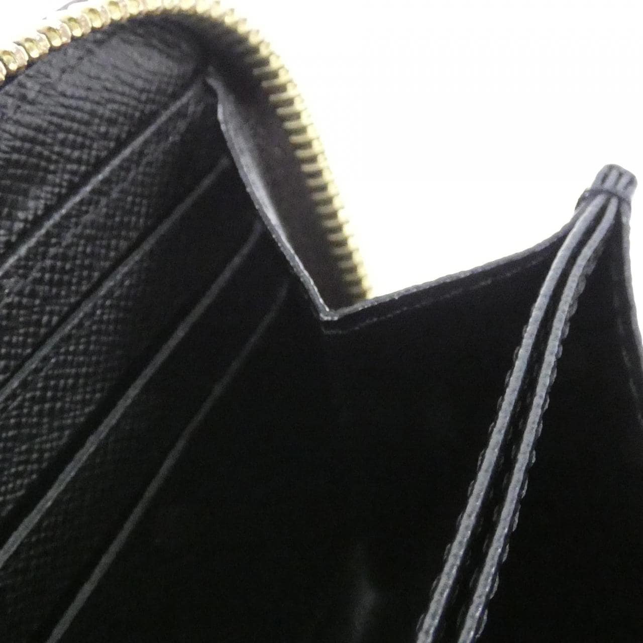 ルイヴィトン モノグラム リバース ジッピー ウォレット M82444 財布