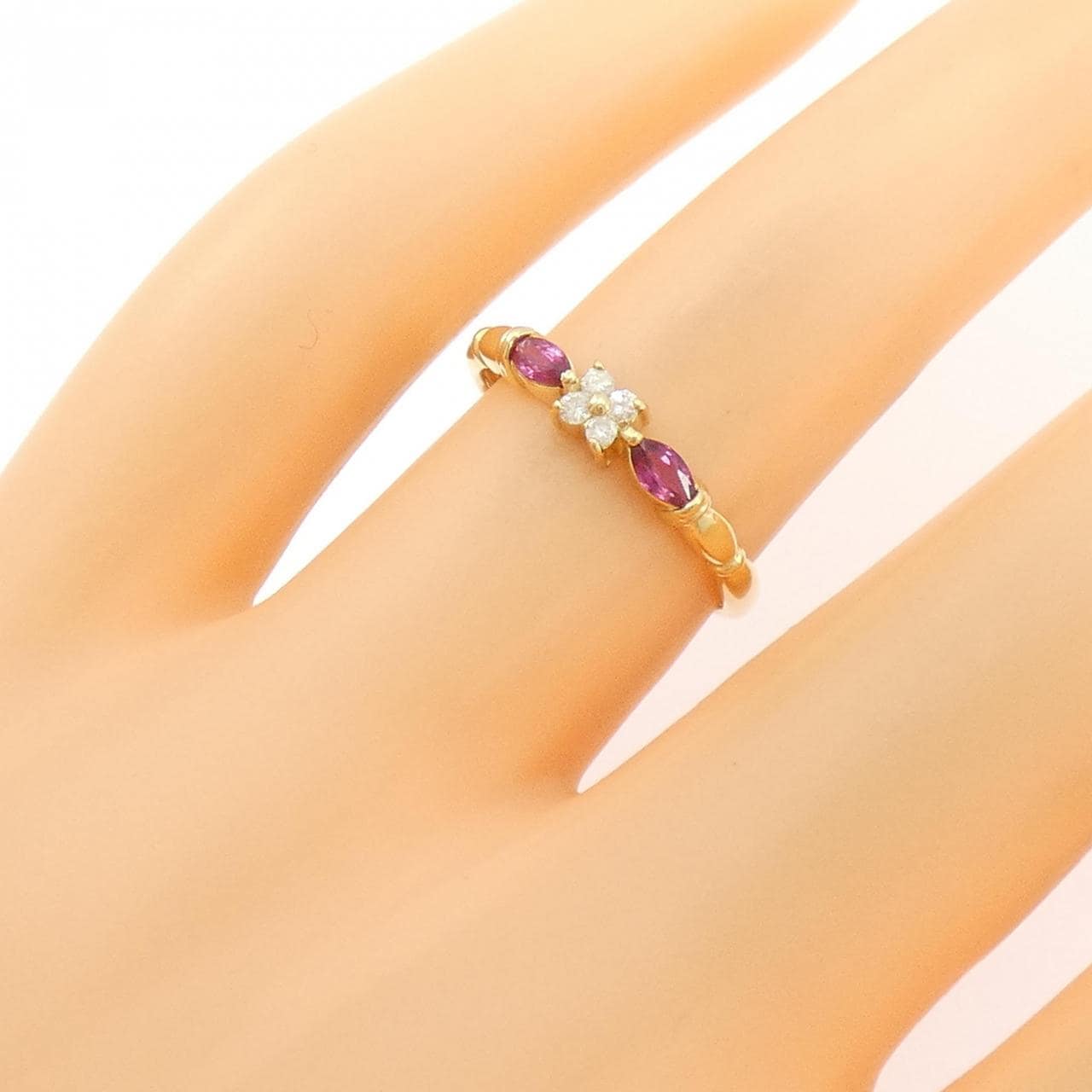 K18YG フラワー ルビー リング