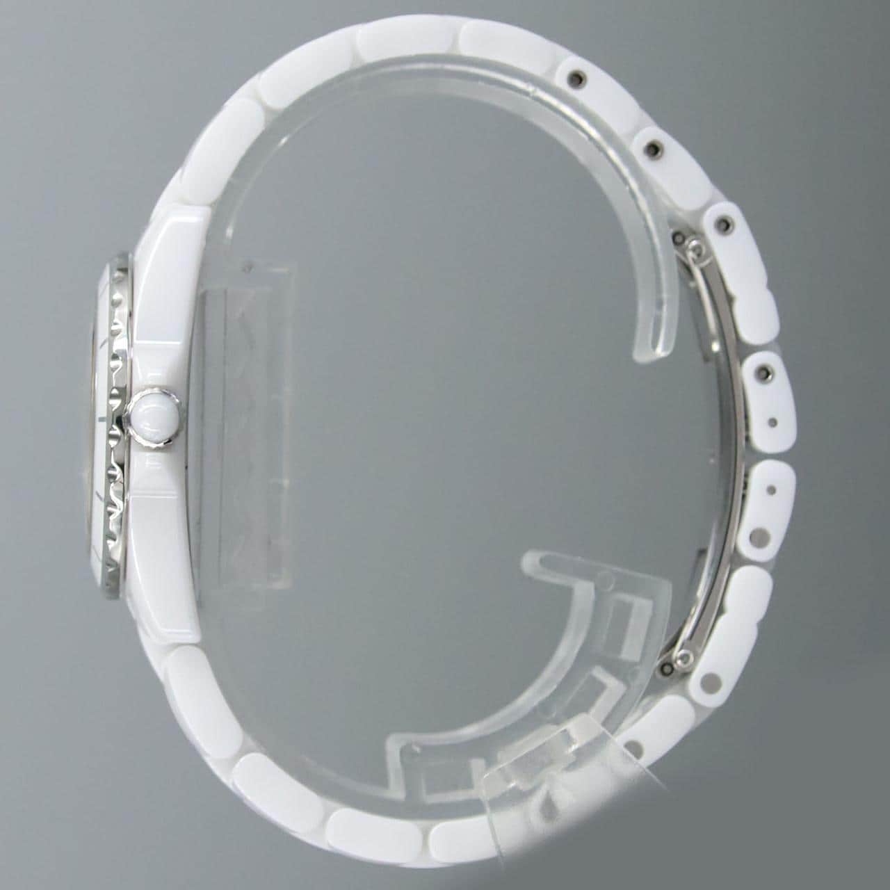 シャネル J12 29mmセラミック･8P H2570 セラミック クォーツ
