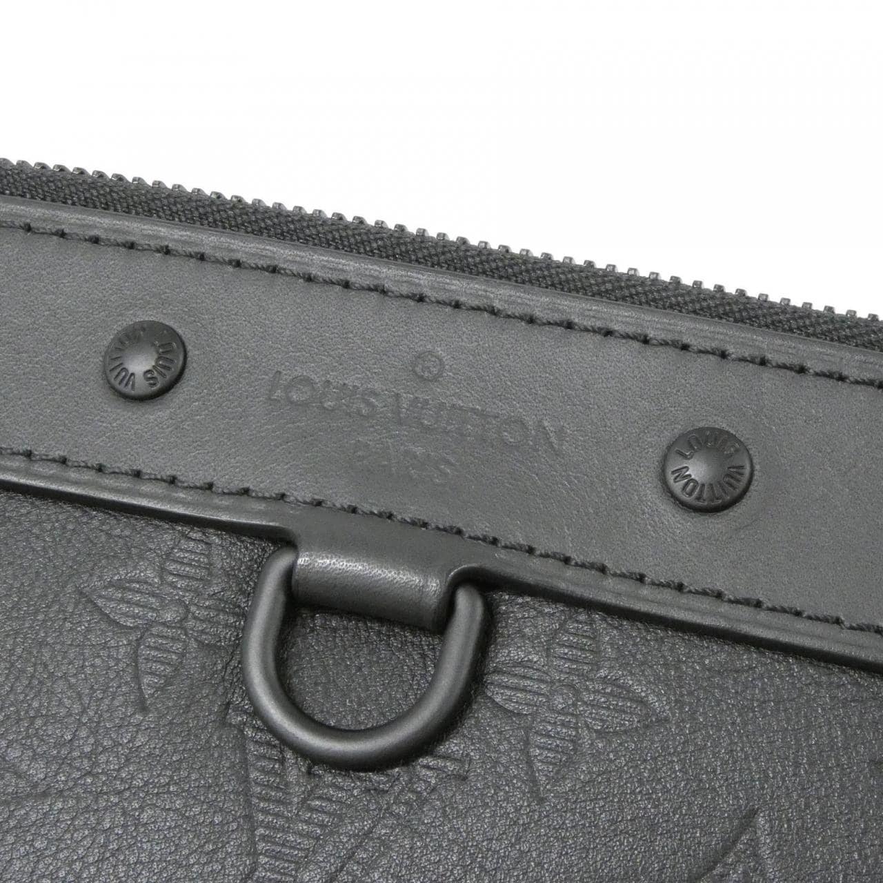 ルイヴィトン モノグラム シャドウ ポシェット ディスカバリー M62903 バッグ