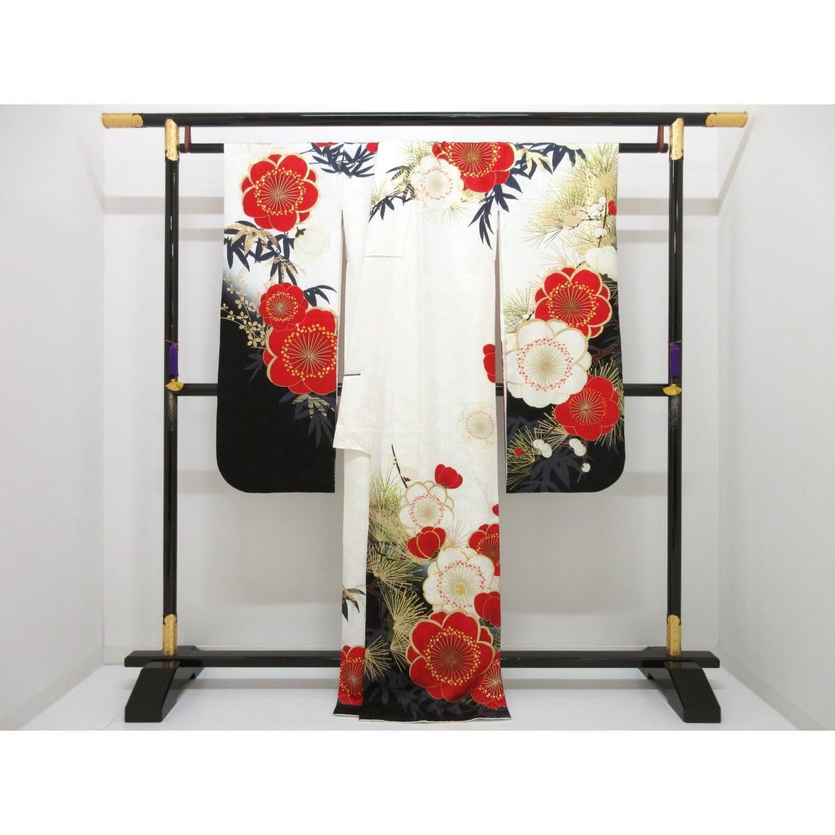 振袖　友禅金彩加工　刺繍入りボカシ染