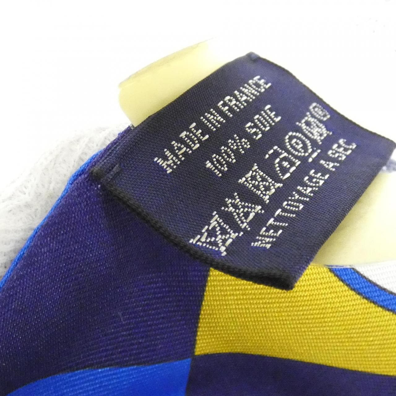 【未使用品】エルメス COLLIERS ET CHIENS ツイリー 063453S スカーフ
