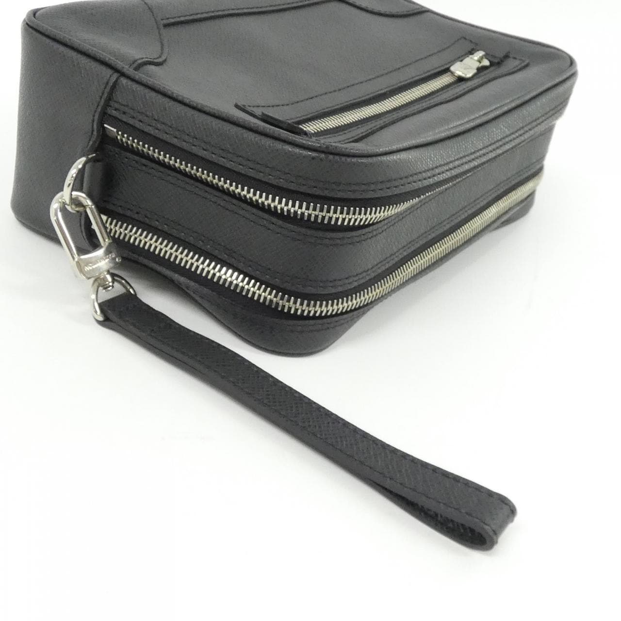 ルイヴィトン タイガ パヴェル M31142 セカンドバッグ