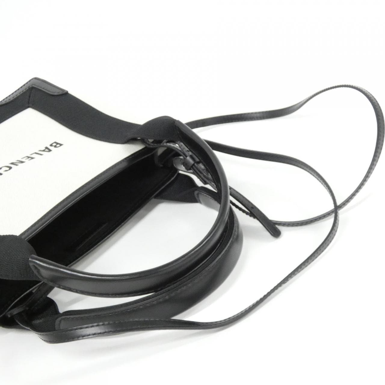 バレンシアガ ネイビー カバス XS 390346 2HH3N バッグ