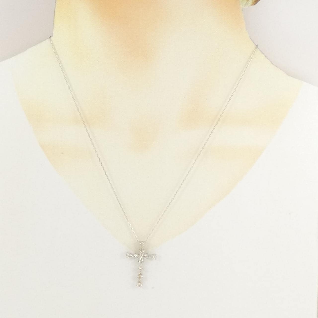 PT900/PT850 クロス ダイヤモンド ネックレス 1.01CT