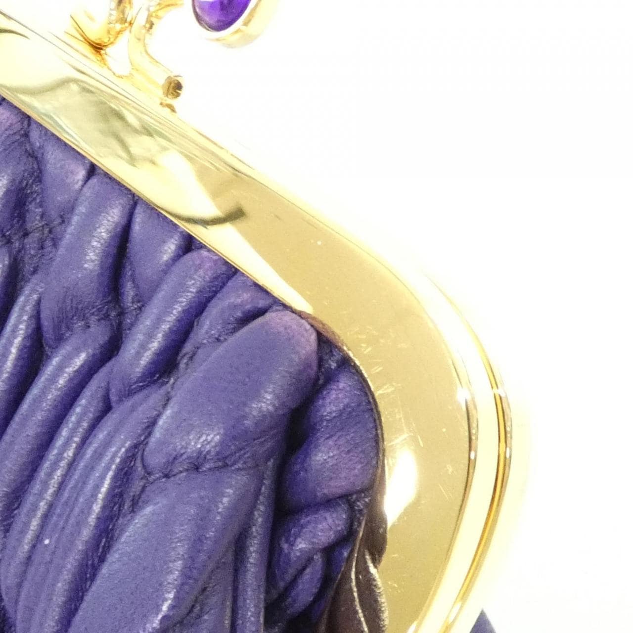 ミュウミュウ ポーチ