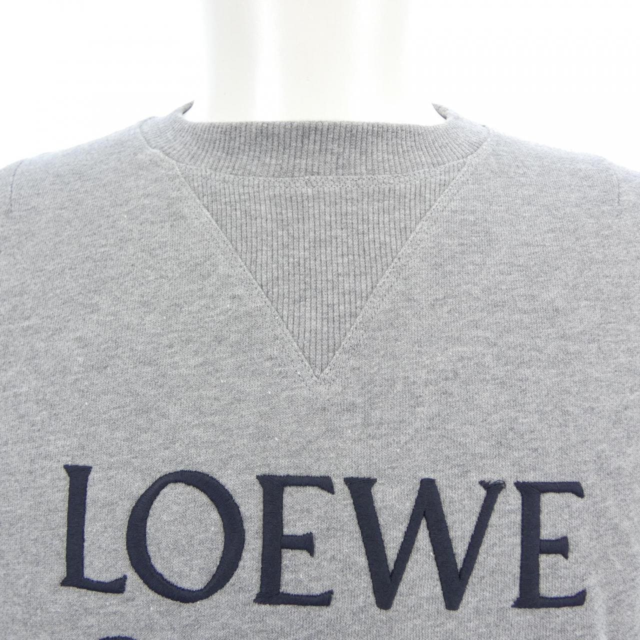 ロエベ LOEWE アナグラム ANAGRAM エンブロイダリークルーネック H6169410OF スウェット