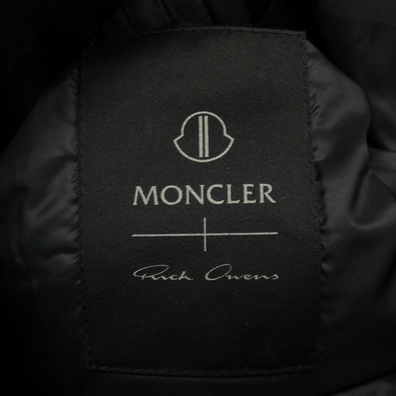 モンクレール MONCLER ダウンコート