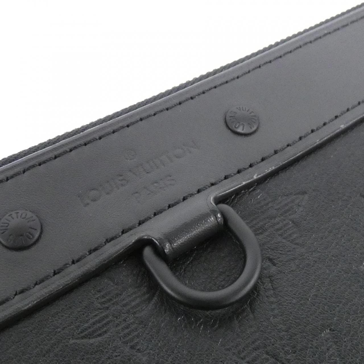 ルイヴィトン モノグラム シャドウ ポシェット ディスカバリー M62903 バッグ