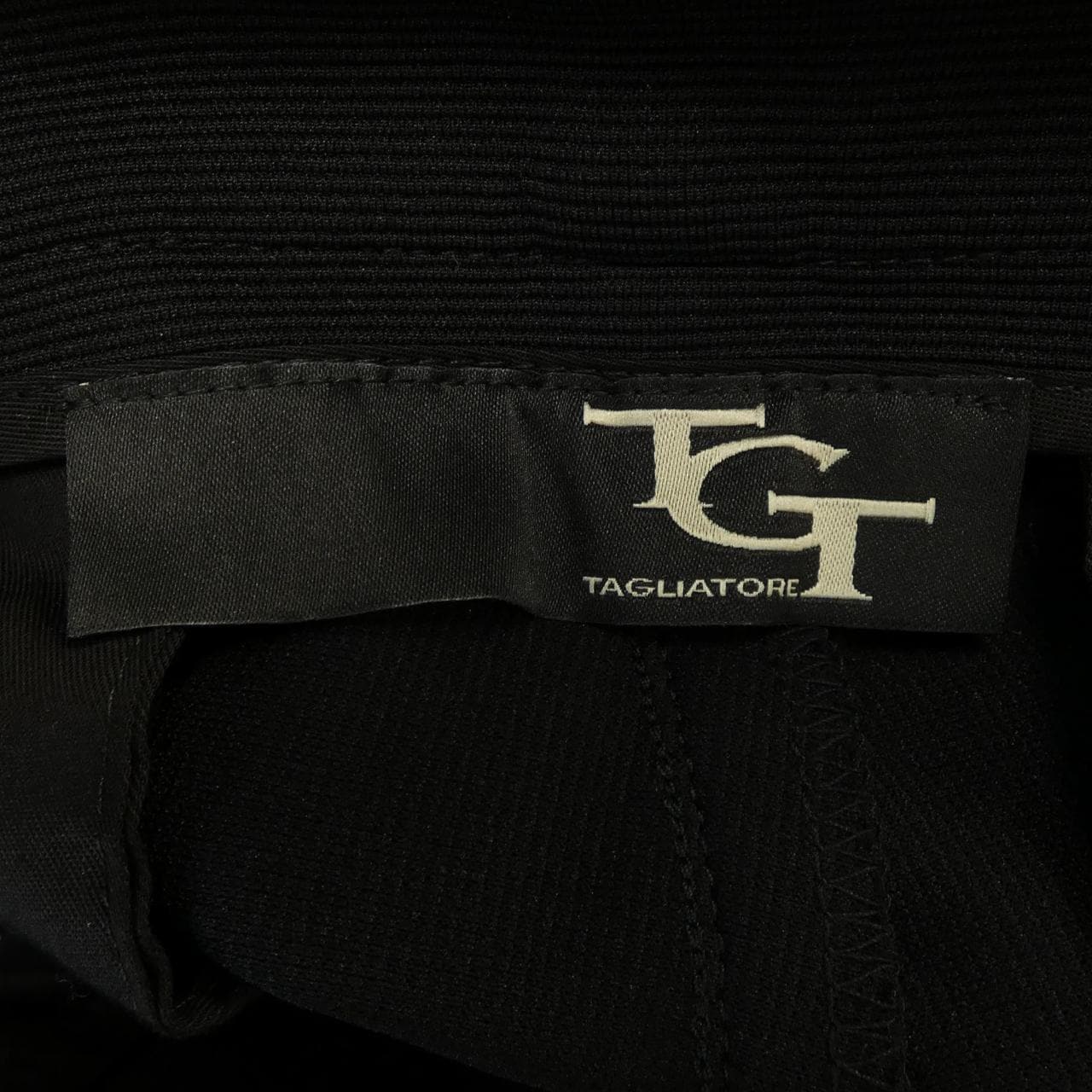 タリアトーレ TAGLIATORE パンツ
