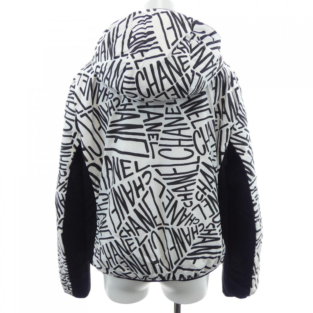 シャネル CHANEL P70625V62737 ダウンジャケット