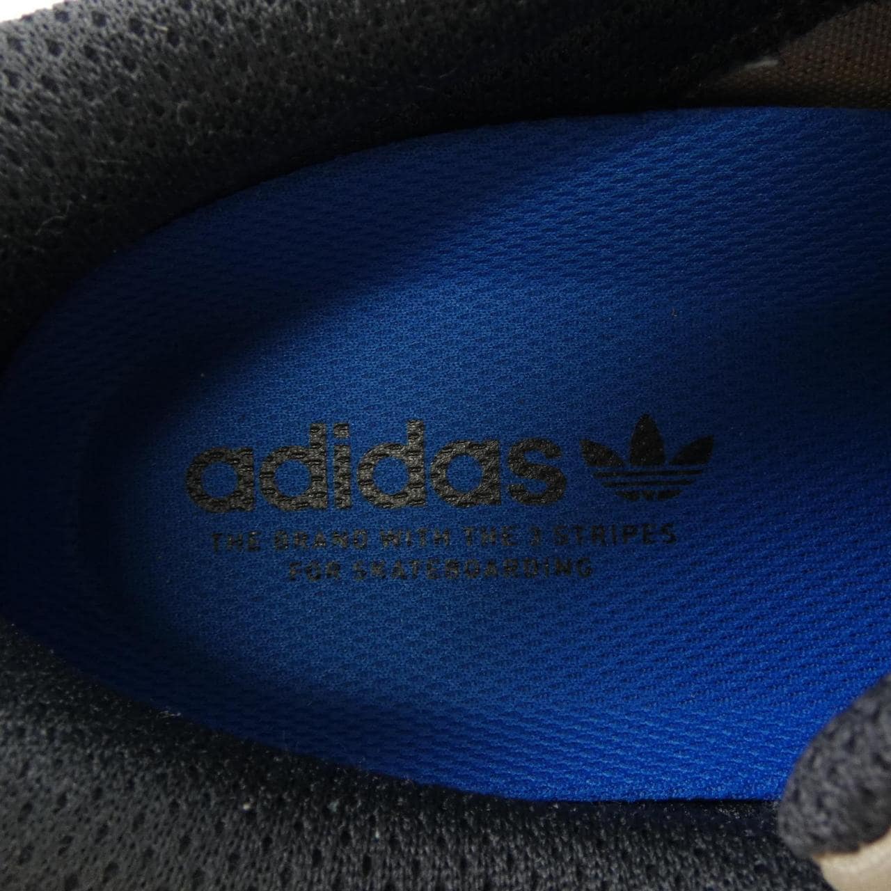 アディダス ADIDAS スニーカー