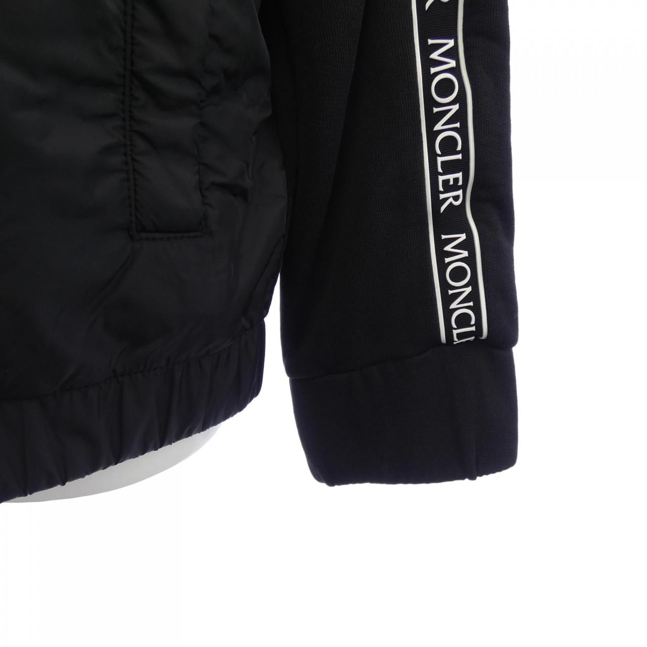 モンクレール MONCLER 20918G00028 ブルゾン