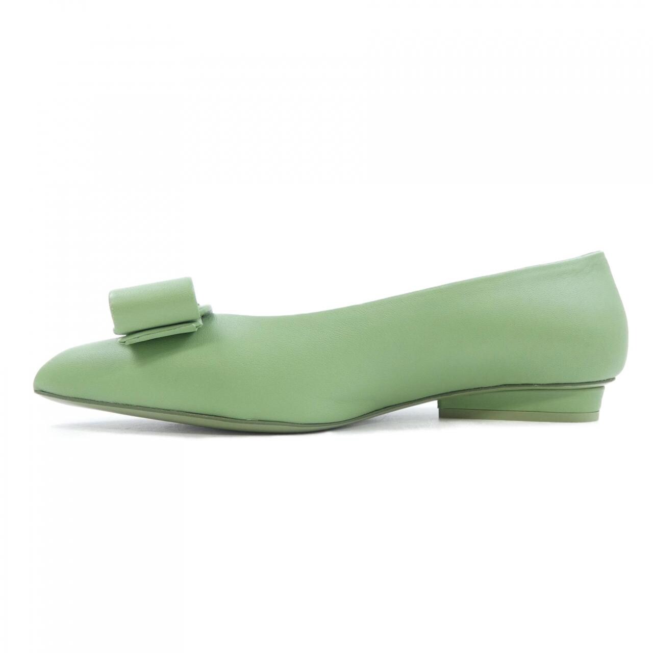 サルヴァトーレフェラガモ SALVATORE FERRAGAMO パンプス