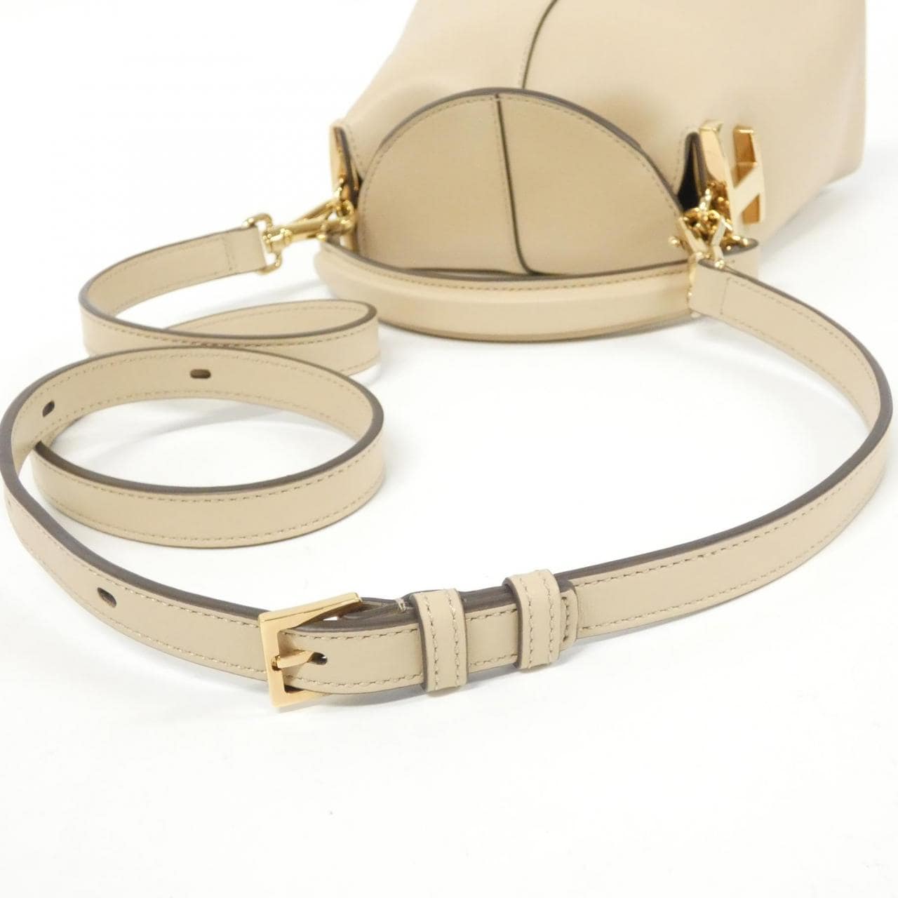 【新品】トッズ T CASE XBWTSTO0000XPRC600 バッグ