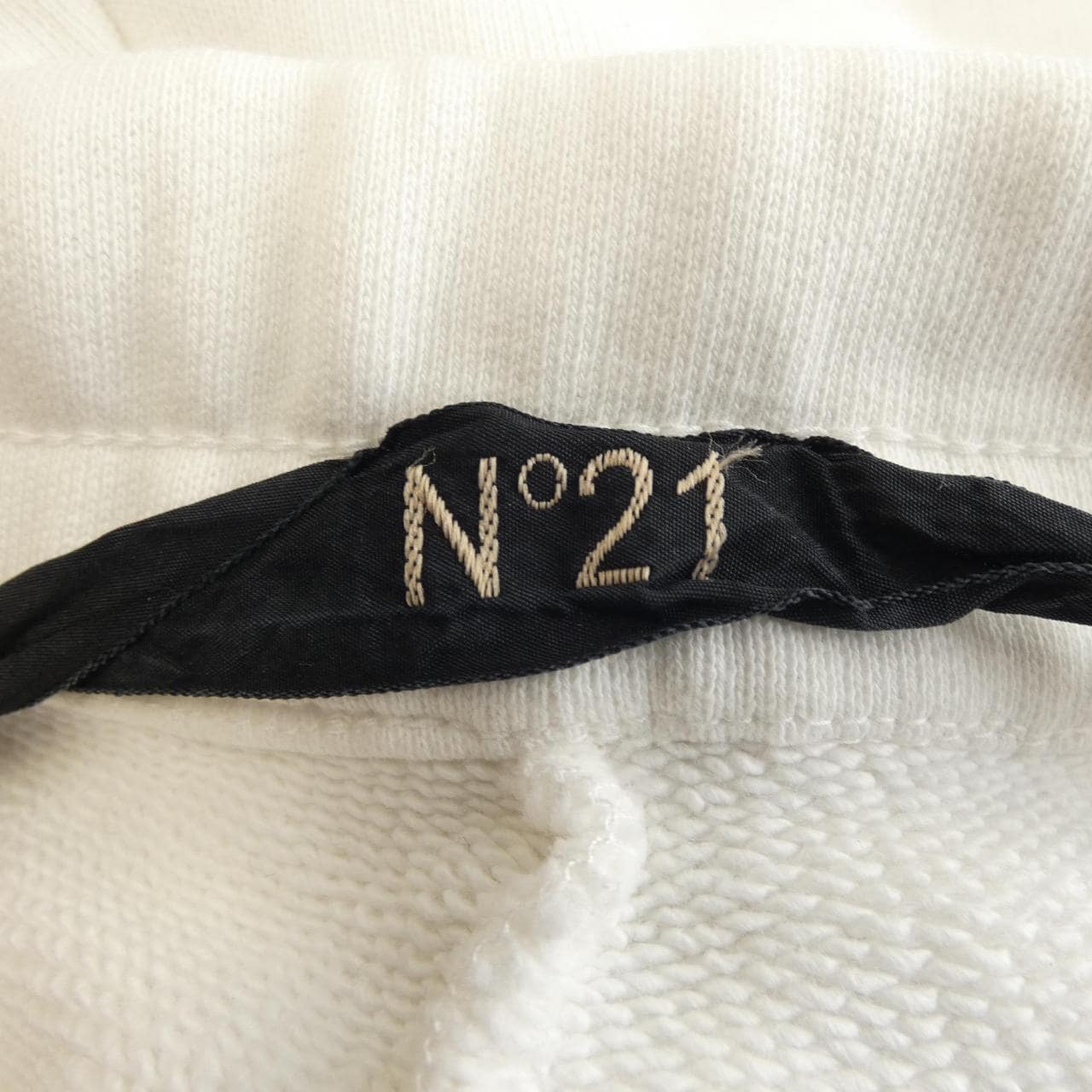 ヌメロヴェントゥーノ N°21 パンツ