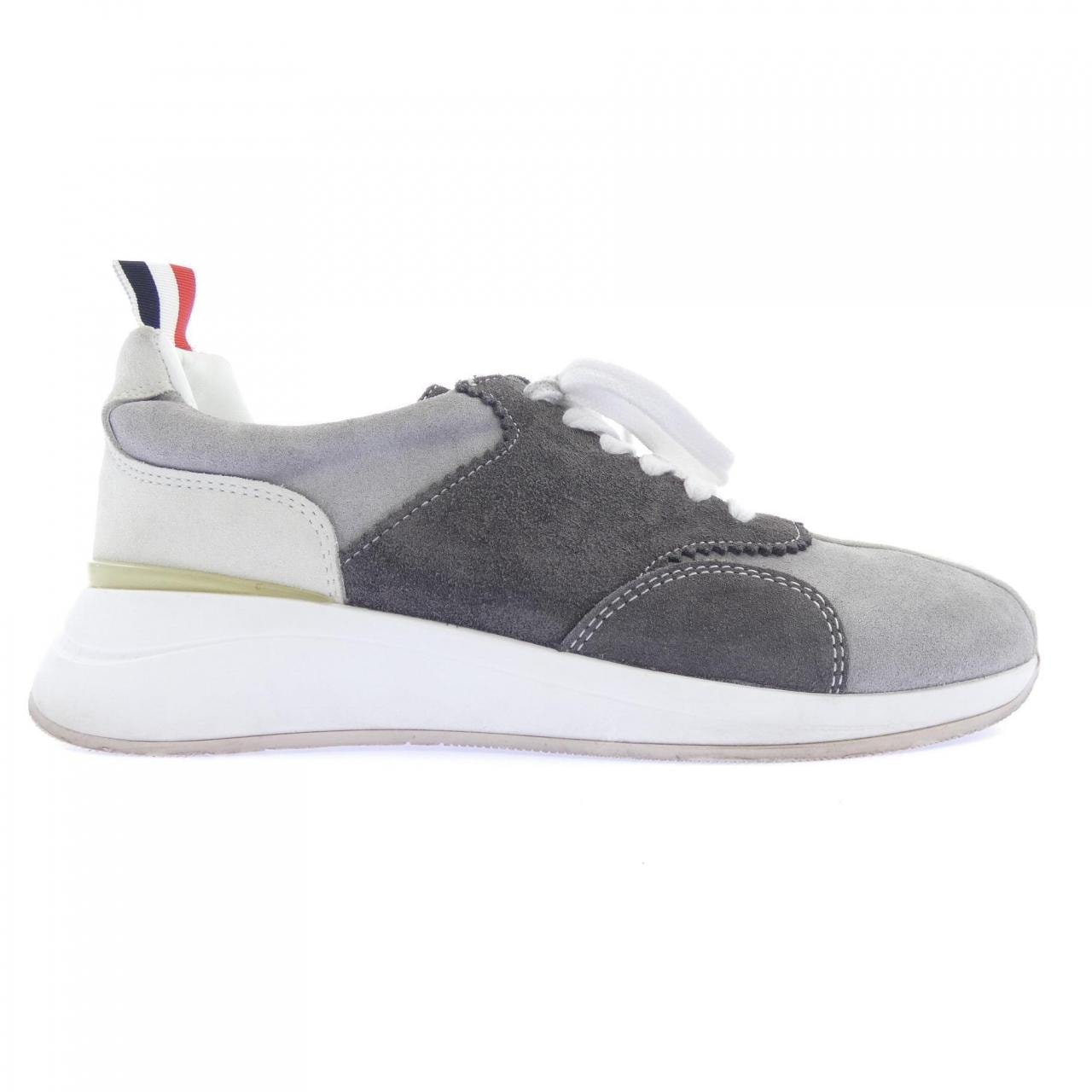 トムブラウン THOM BROWNE スニーカー