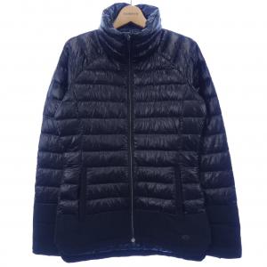 マウンテンハードウェア MOUNTAIN HARDWEAR ダウンジャケット