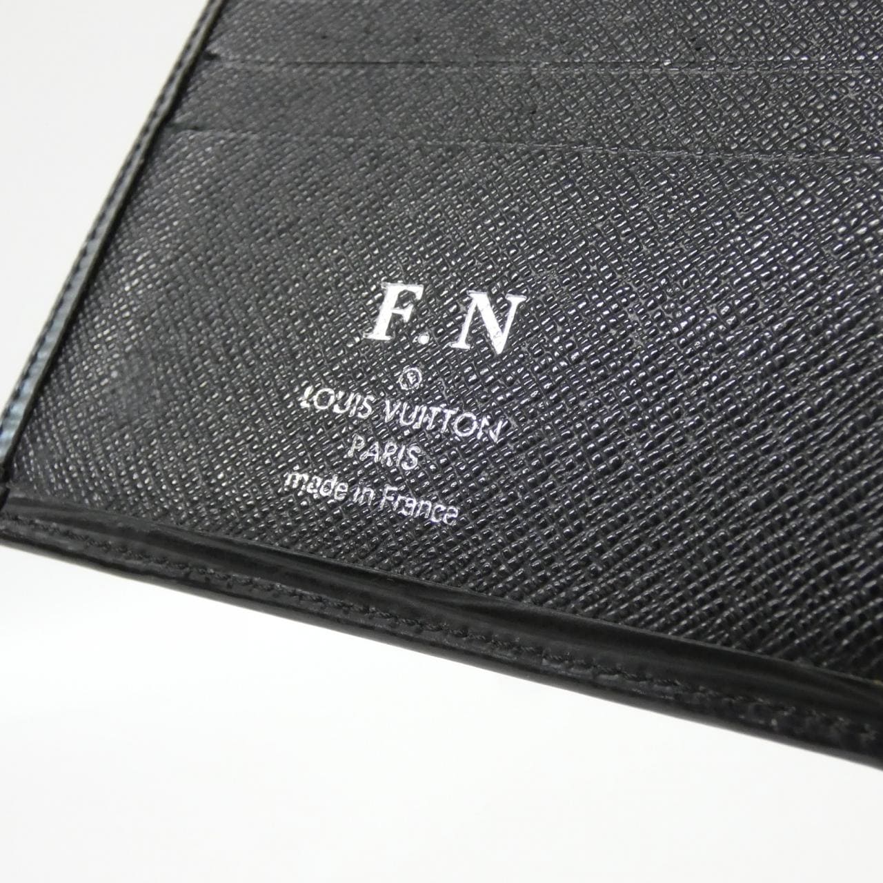 ルイヴィトン エピ ポルトフォイユ マルコ M60612 財布