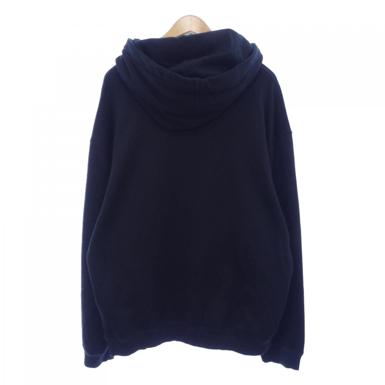 ヴァレンティノ VALENTINO パーカー