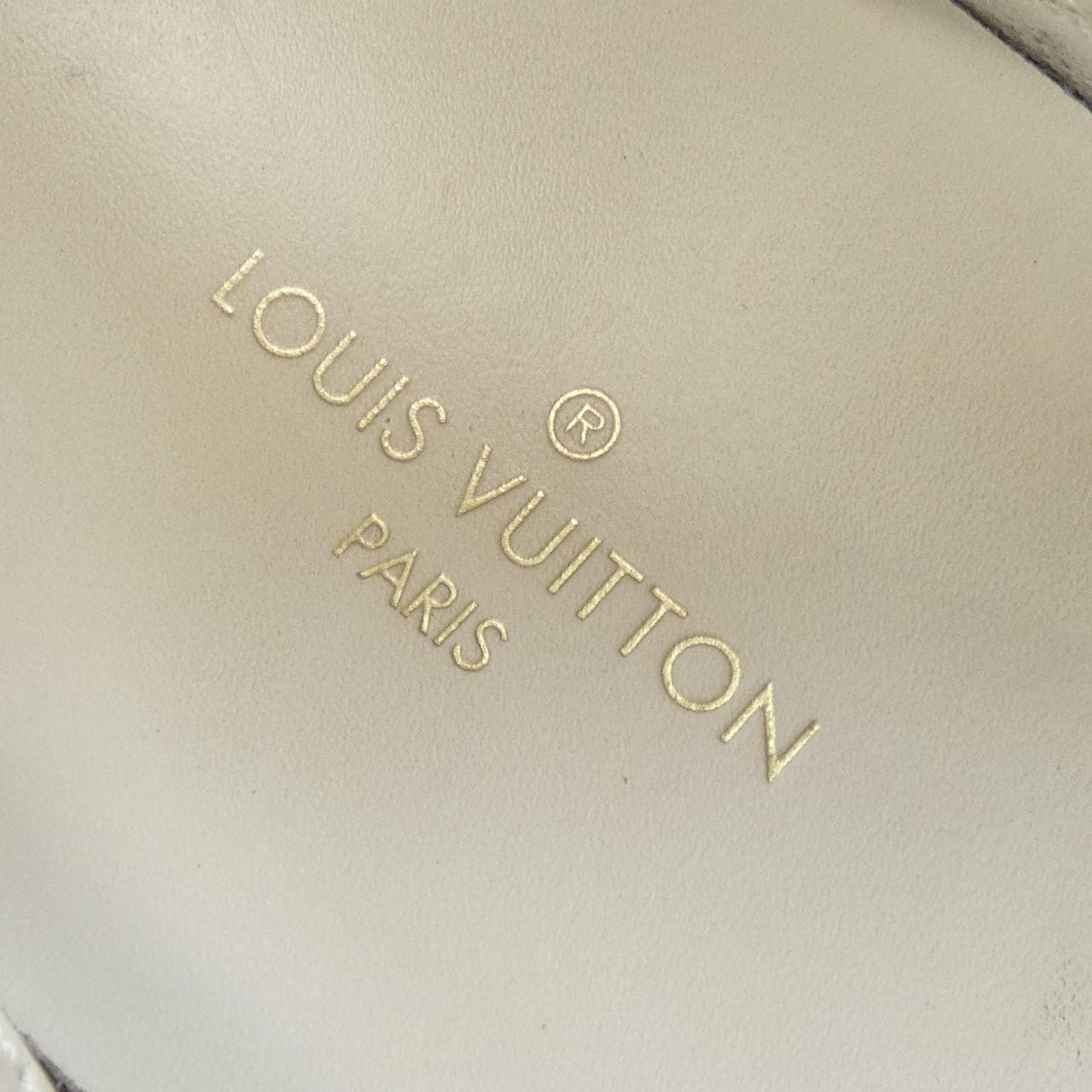 ルイヴィトン LOUIS VUITTON ランアウェイライン スニーカー