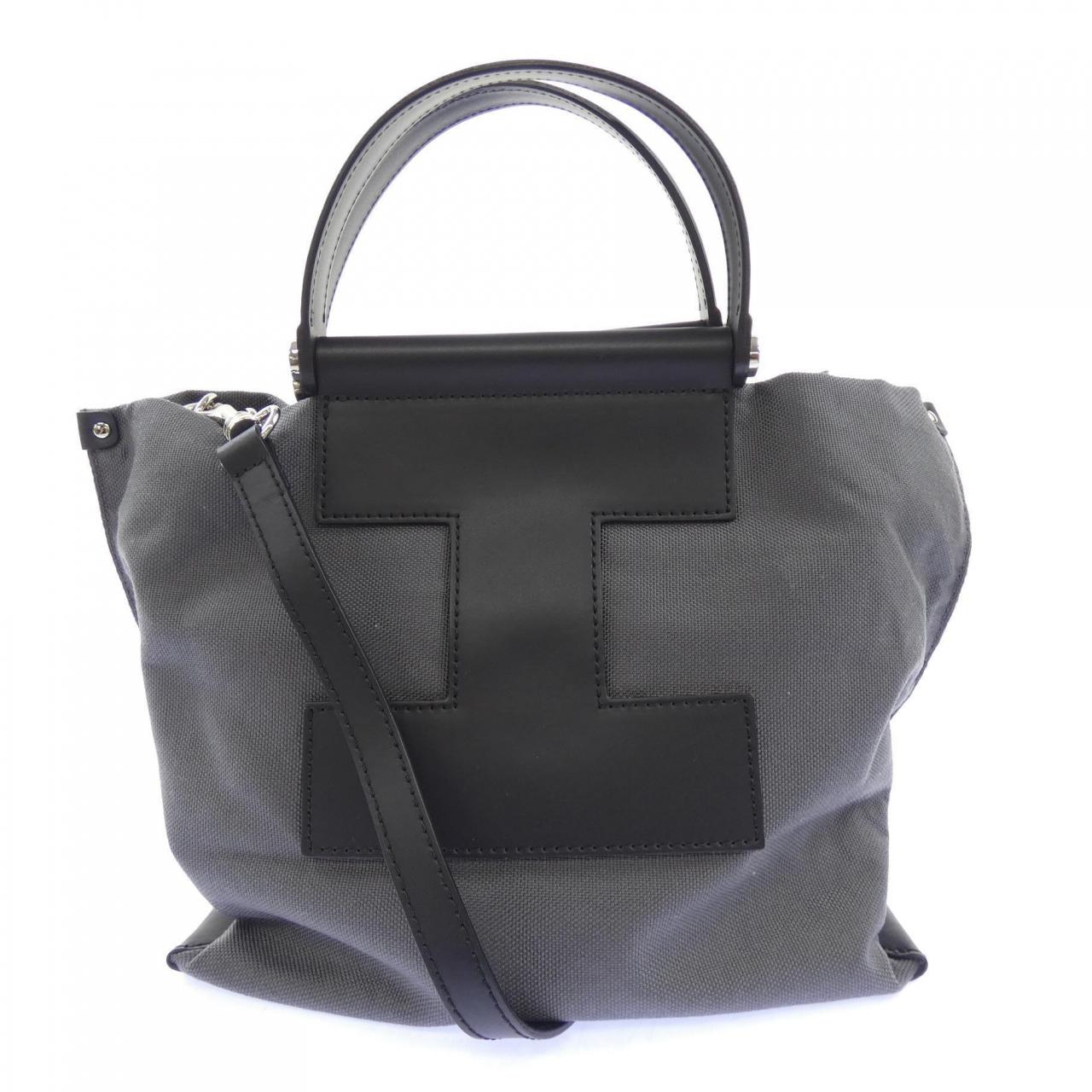 イアクッチ IACUCCI BAG