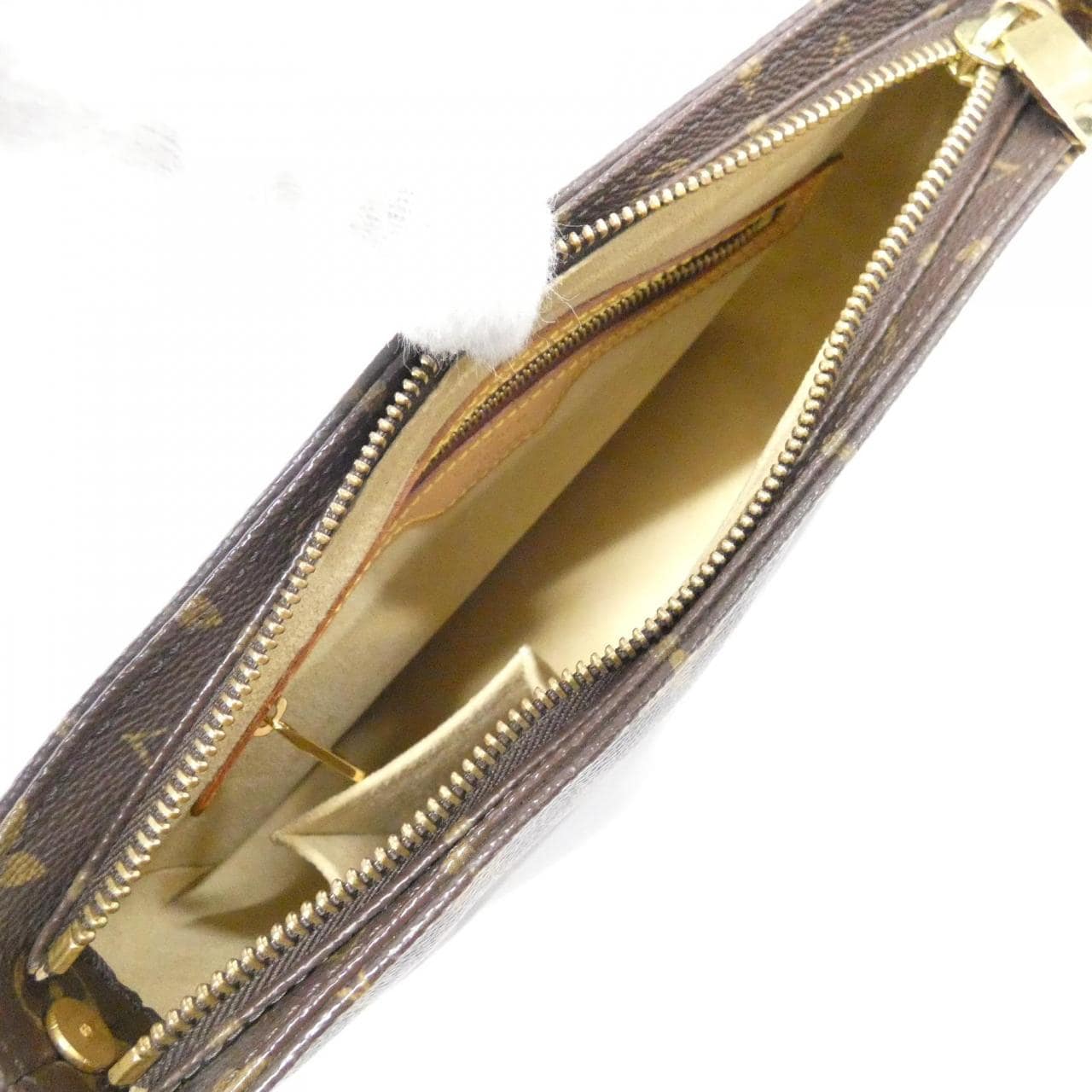 LOUIS VUITTON Monogram Looping MM M51146 Shoulder Bag