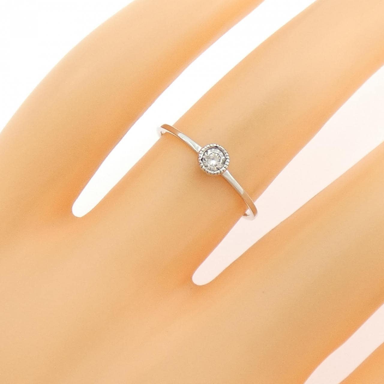 K10WG ソリティア ダイヤモンド リング 0.08CT
