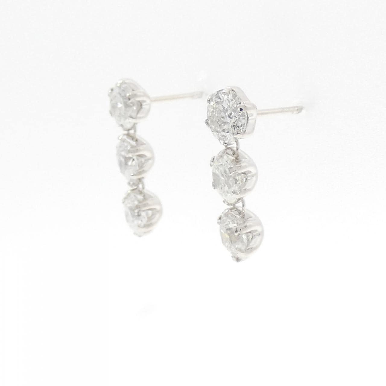 K18WG スリーストーン ダイヤモンド ピアス 2.00CT