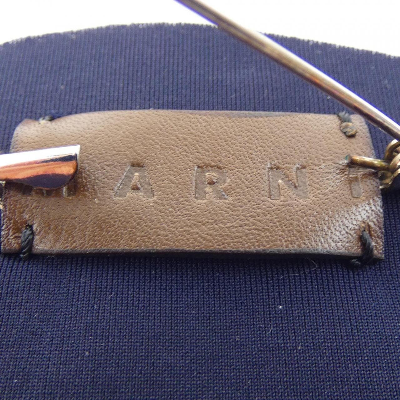 マルニ MARNI ブローチ