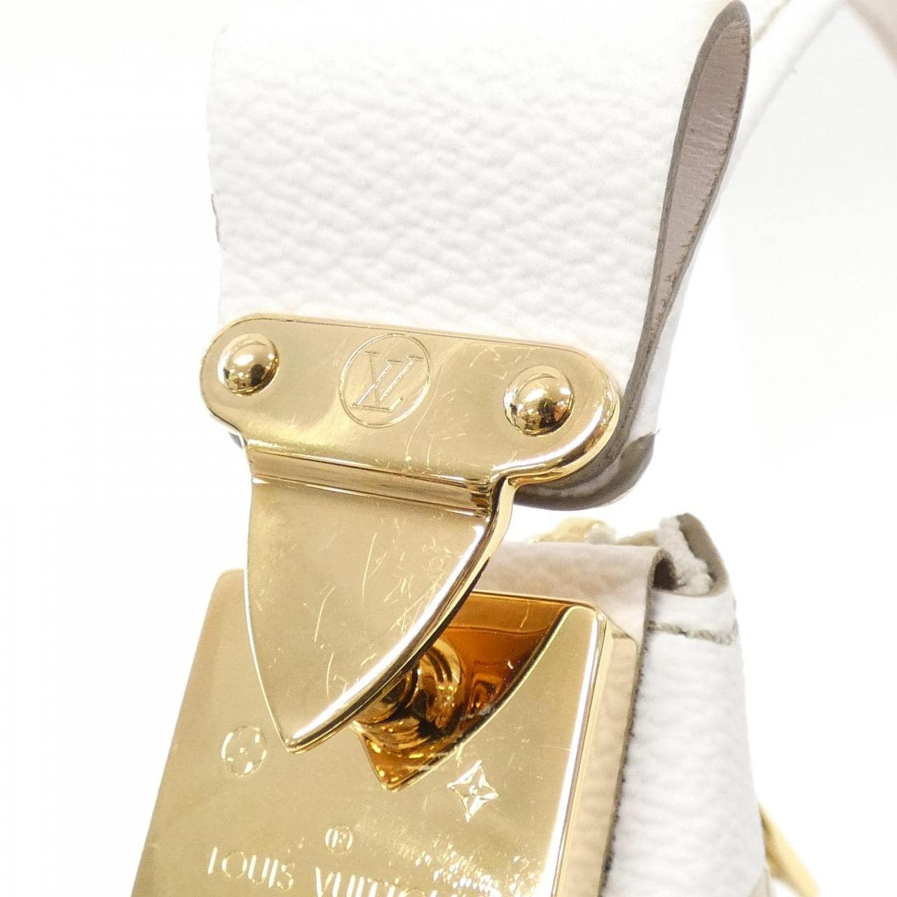 LOUIS VUITTON Marshmallow PM M59861 Shoulder Bag
