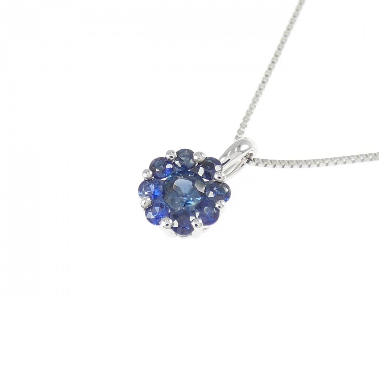 K18WG フラワー サファイヤ ネックレス 0.25CT