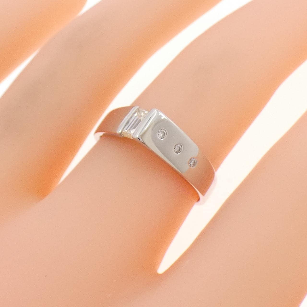 PT900 ダイヤモンド リング 0.343CT